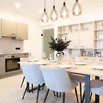 Frant Living - *