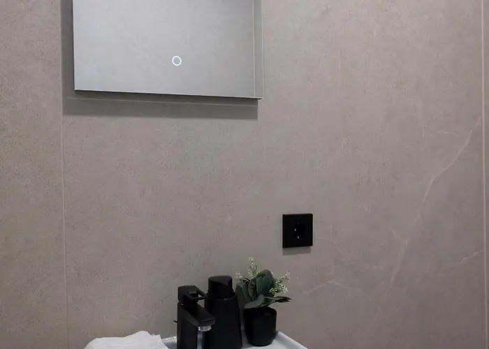 Frant Living - شقة